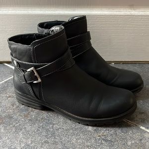 Ankle Boots - Natural Soul - Size 8.5